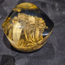 VINTAGE /RETRO LUCITE /RESIN