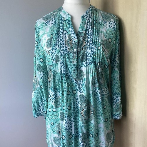 Green and white print tunic