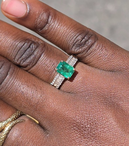 Zambian emerald and - emerald, diamond