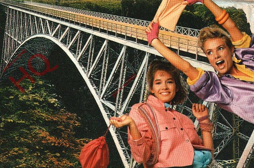 Picture postcard advertising - picture, postcard:-advertising