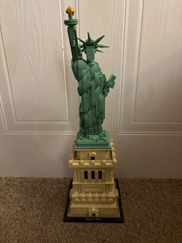 Lego architecture statue - lego,