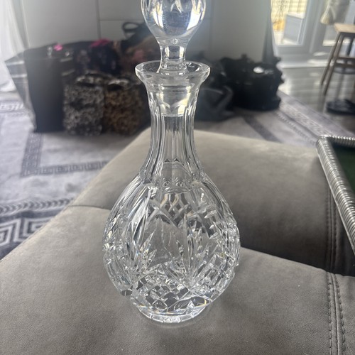 090 vintage cut glass decanter - cut,