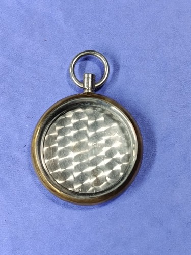 White metal service pocket