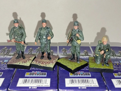Ww2 soldier approach to - approach,