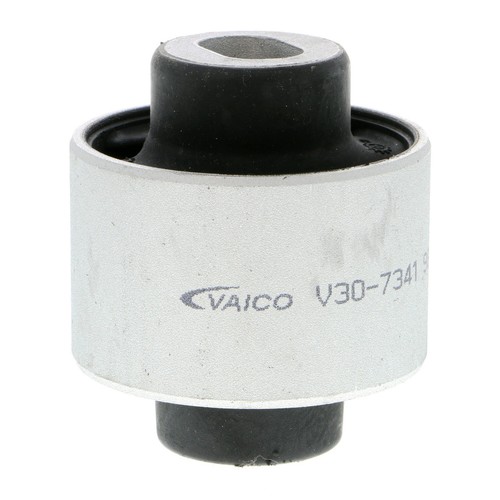 Trailing arm mounting for - trailing,