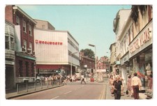 Watford shopping precinct - -,