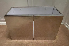 BATHSTORE SOHO CLOAKROOM WALL