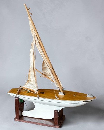 Old wooden pond yacht - pond, star