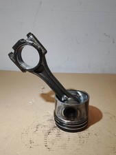 VW Passat B6 Estate BXE engine piston with con rod 038107065LC refH