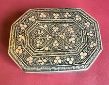 Anglo indian table snuff box - table,