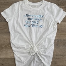 BNWOT Abercrombie And Fitch