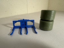 Britains Farm Double Round Bale Lift 1:32 Scale Model 43141A1 For Tractor Hitch
