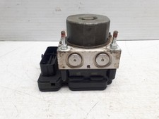 12-19 TOYOTA AURIS MK2 E180 ABS PUMP AND CONTROL MODULE 44540-02380