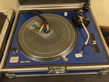 Technics SL-1210MK2 with