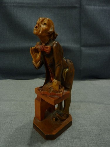 Rare wooden carved teacher - rare,