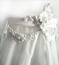 Antique French style bed ciel