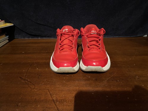 Nike air jordan aura - air,