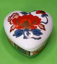  floral Trinket Box VTG