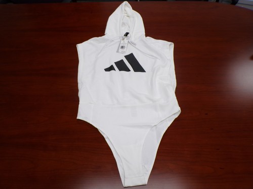 Nwt women adidas white - nwt, 3b