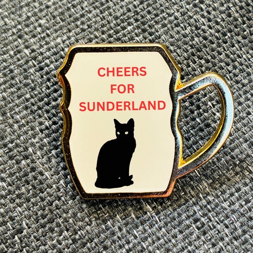 Sunderland metal pint pin - sunderland,