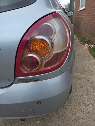 Nissan almera driver side - se,