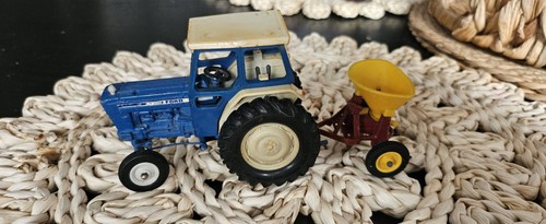Britains farm toys - farm,