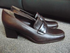 Ladies Bally Brown Premium Leather Mid Heel Court Shoes Size 37.5 UK 4.5