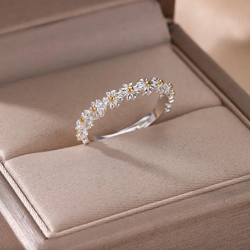 Vintage daisy rings - vintage, for