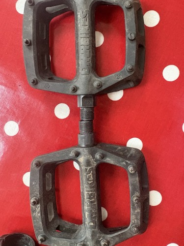Dmr black platform pedals - dmr,