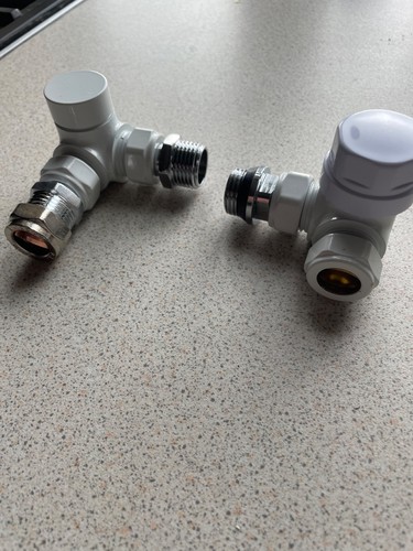 Corner thermostatic radiator - thermostatic,