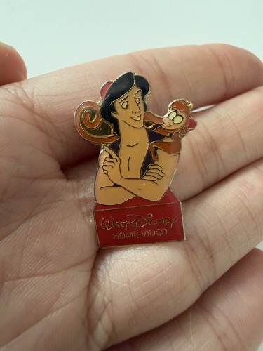 Vintage walt disney home - walt,