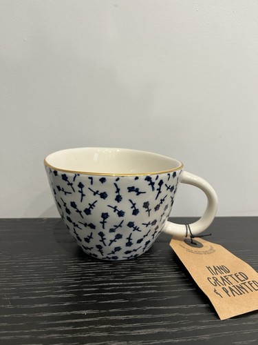 The old pottery hand - the, co.