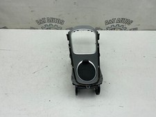 TOYOTA AVENSIS T27 CENTRE