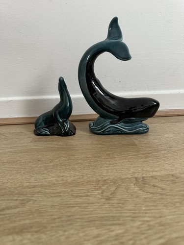 Poole pottery england whale - poole,