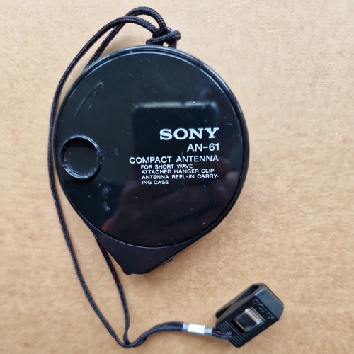 Sony compact short wave - an-61,