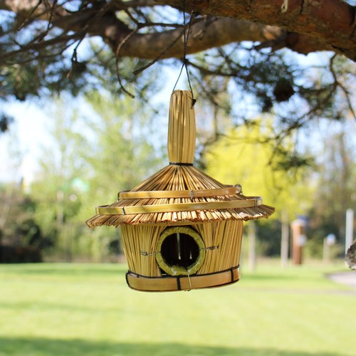 Small round seagrass bird box - seagrass,