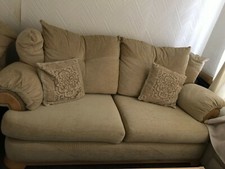 GORGEOUS 3 PIECE FABRIC SOFA SET GREAT QUALITY,GOOD CONDITION,BARGAIN