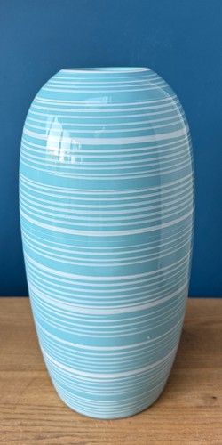 Turquoise cream - turquoise, &