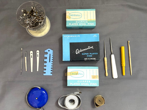 Vintage sewing tools notions - vintage,