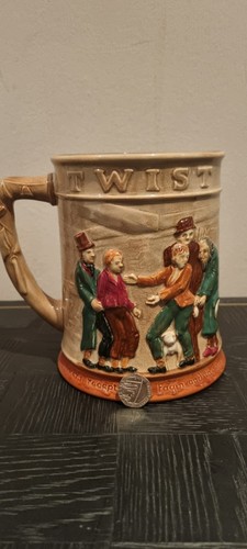 Royal doulton oliver twist - oliver,