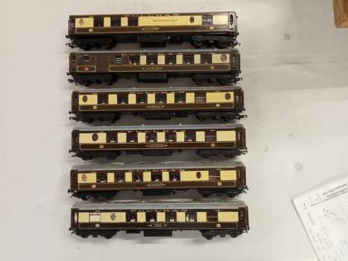 Hornby pullman coaches - hornby,