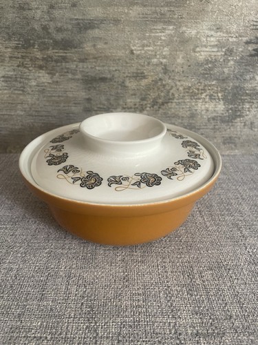 Poole pottery desert - desert, song