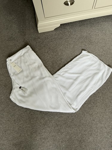 Marks spencer ladies white - &,
