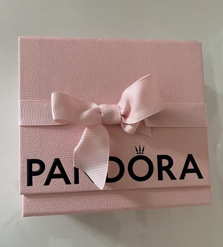 Pandora large pink gift box - pandora,