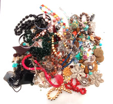 1.5kg Broken Jewellery Mixed Job Lot Bundle Craft Harvest Beads Upcycle