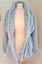 Amazhiyu faux fur  baby blue