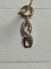 9ct infinity pendant used