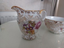 Royal Collection English Fine Bone China Milk Jug Sugar Bowl Set WAR 22 KT.GOLD