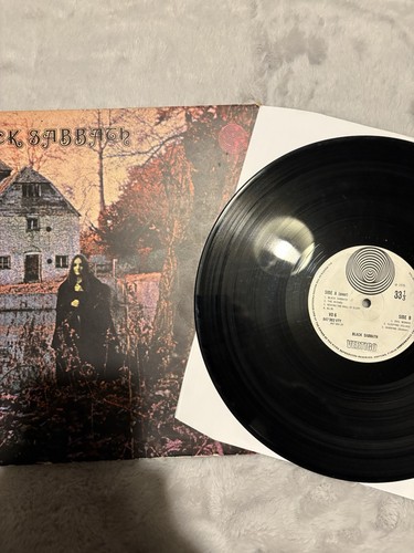 Black sabbath 1970 - sabbath, titled