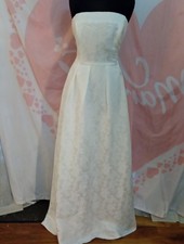 Wedding dress size 14 ivory